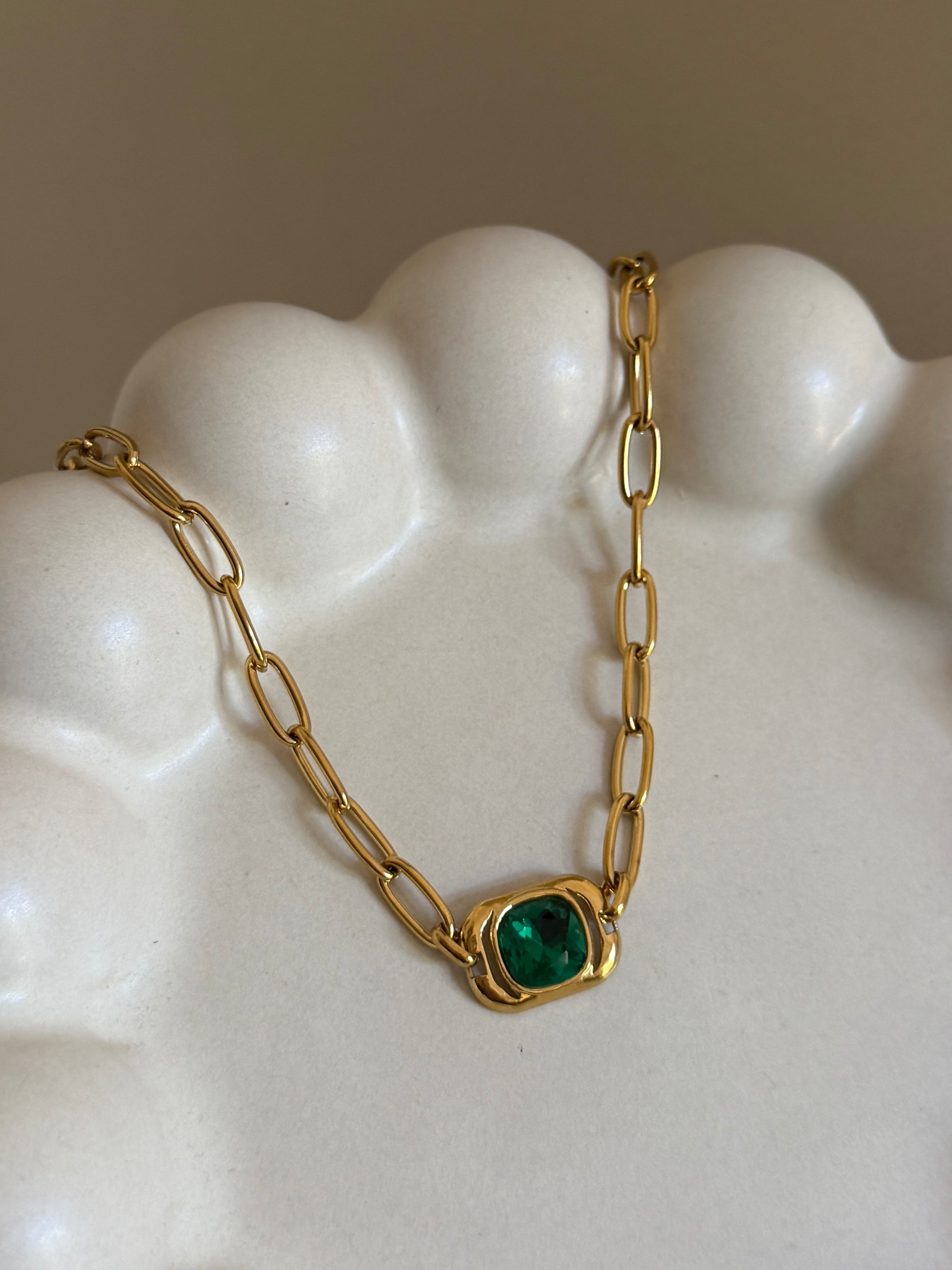 Gia necklace