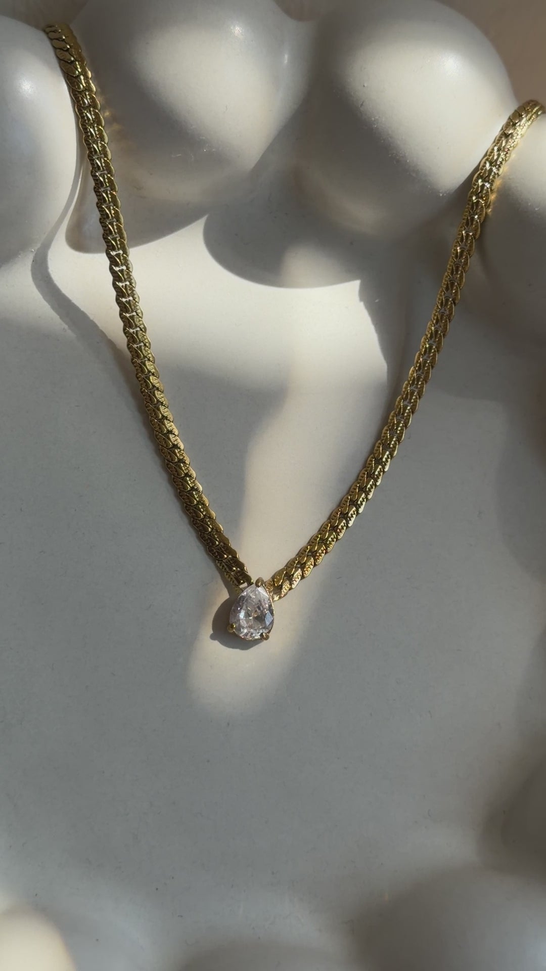 Ana necklace