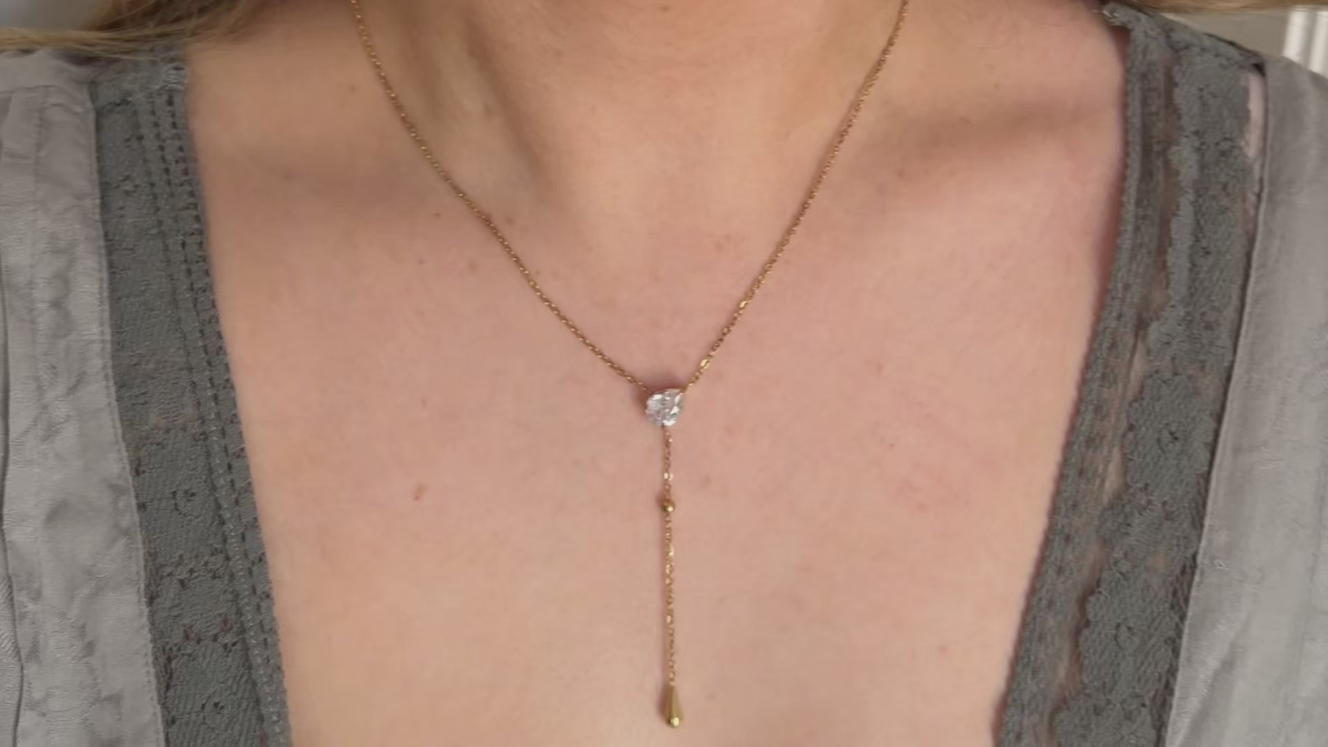 Fia necklace